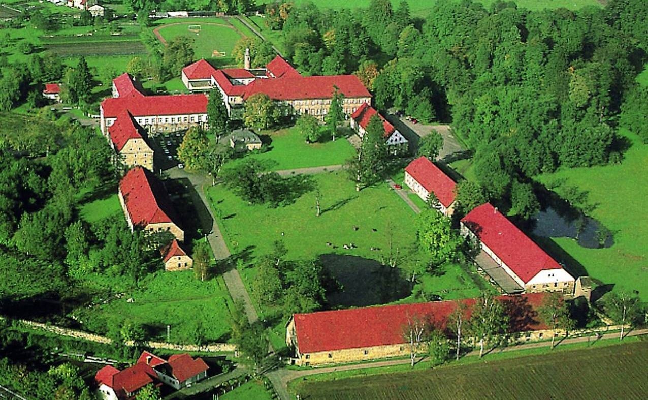 Vista aérea do antigo mosteiro de Hardehausen